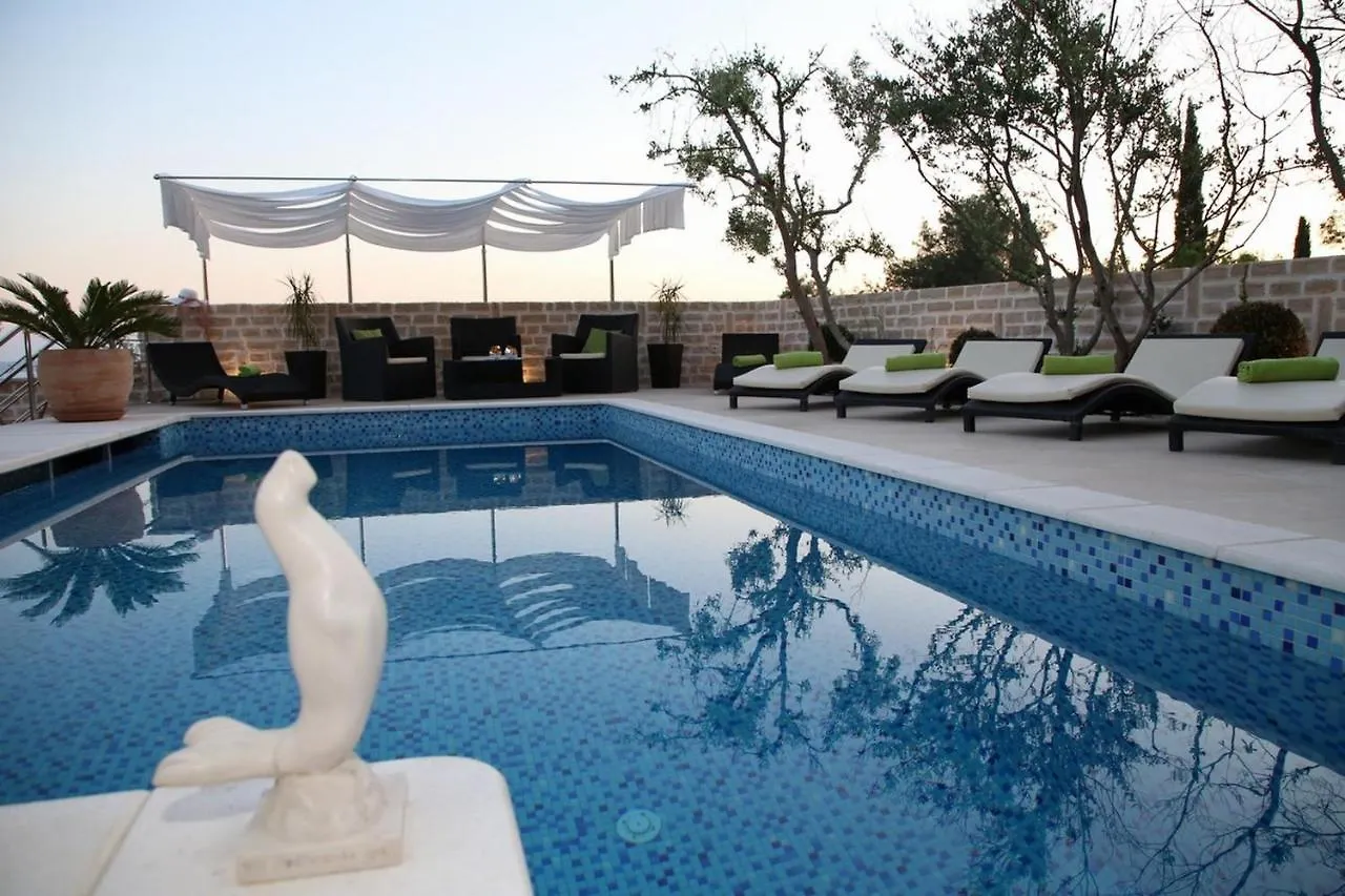 Villa Ombre Trogir Croatia