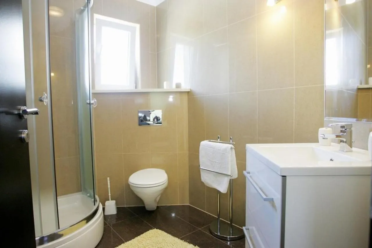 Villa Ombre Trogir 0*,